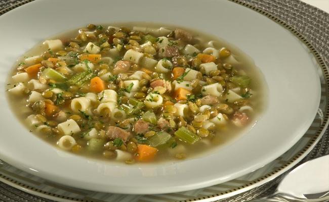 Sopa-de-Lentilha-com-Bacon